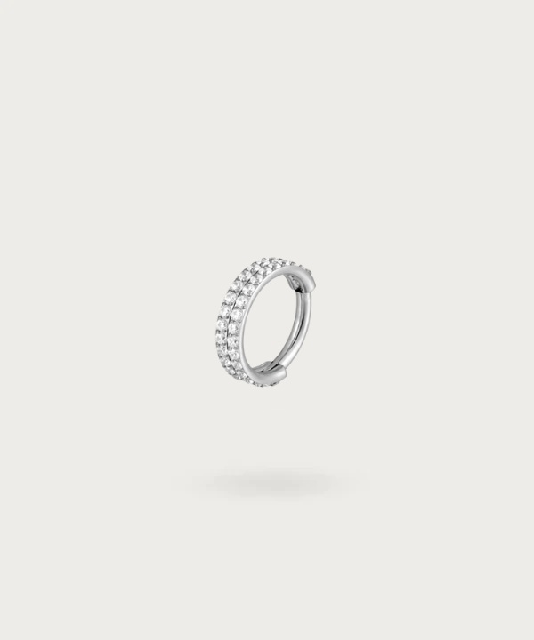 Overview of the silver Double Hoop Forward Helix Piercing clicker