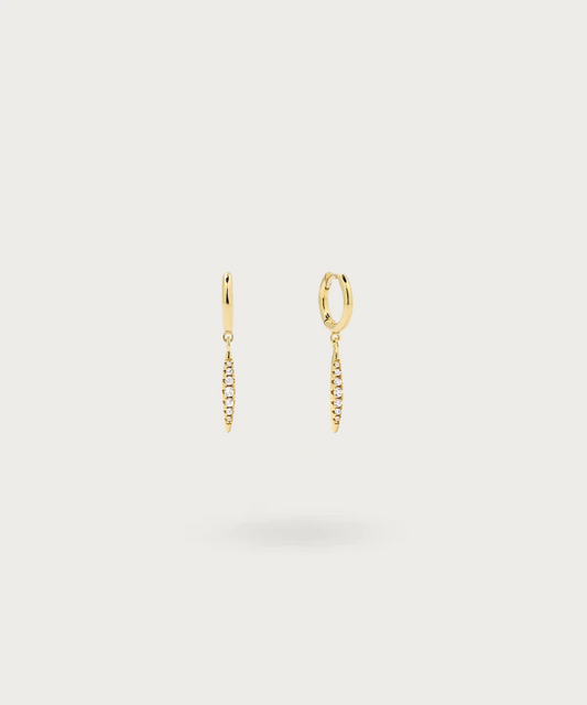 Gabriela's 9mm gold-plated hoop earrings, elegantly accentuated with a delicate pendant showcasing a radiant zirconia diamond.