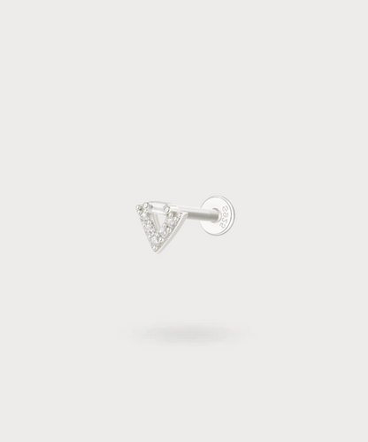 Geometric sophistication of the Auxi earlobe piercing, triangle with zircons in solid S925 silver.

