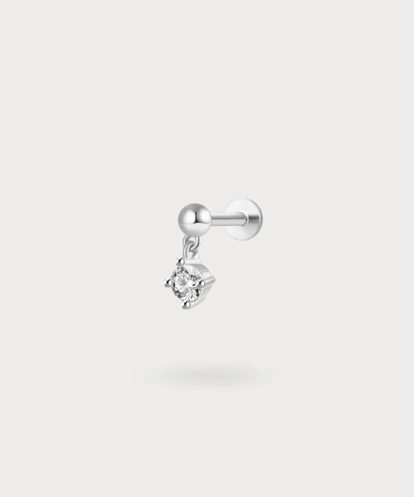 Refinement and brilliance with the Arina Tragus Piercing