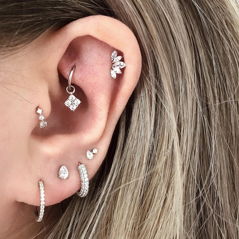  Forward Helix Hoop Piercing woman