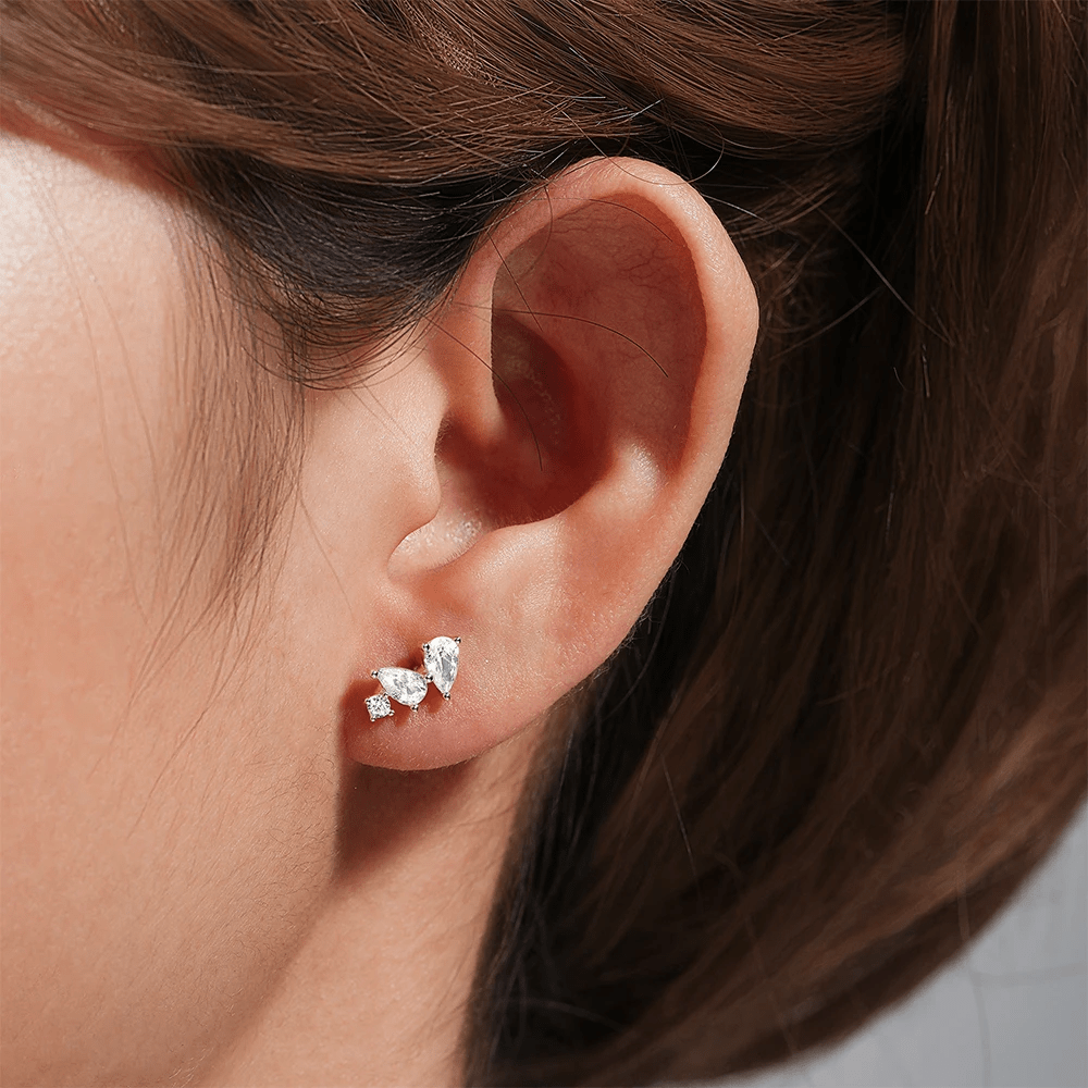 A touch of discreet luxury with the Elisenda piercing