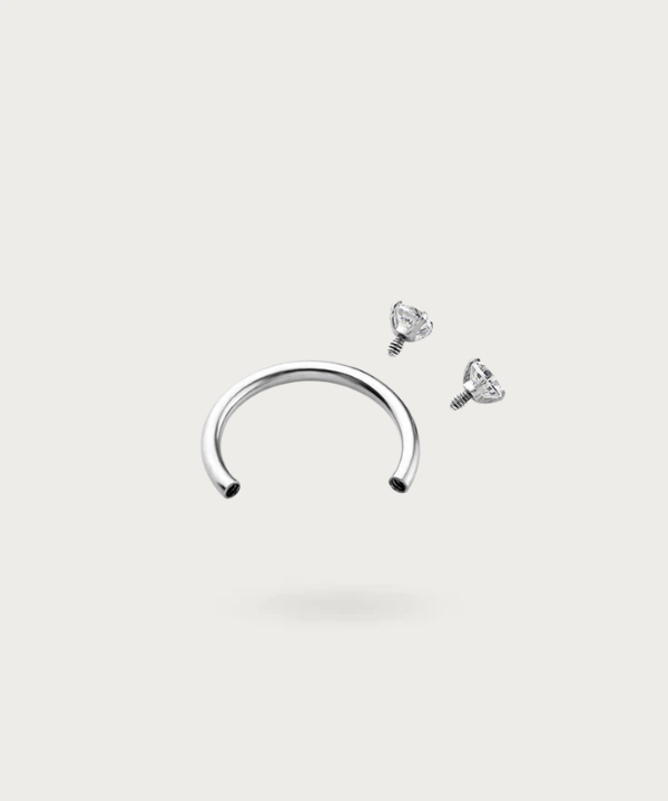 Yakira titanium Tragus piercing, comfortable for daily use