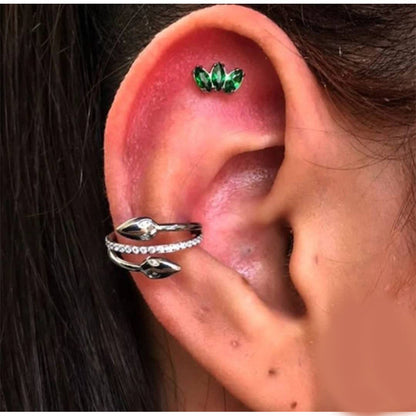 Lidia Clicker Helix Piercing, Ideal for the Helix, Earlobe, and Conch