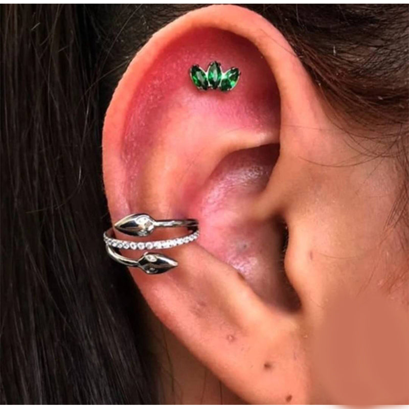 Lidia Clicker Piercing, Ideal for the Helix, Earlobe, and Conch